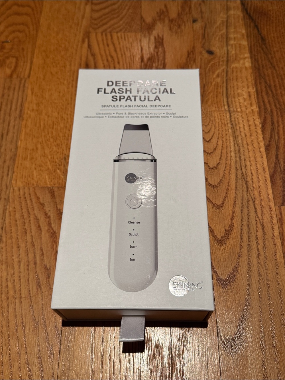 Deepcare Flash Facial Spatula - White Ultrasonic Skin Scrubber